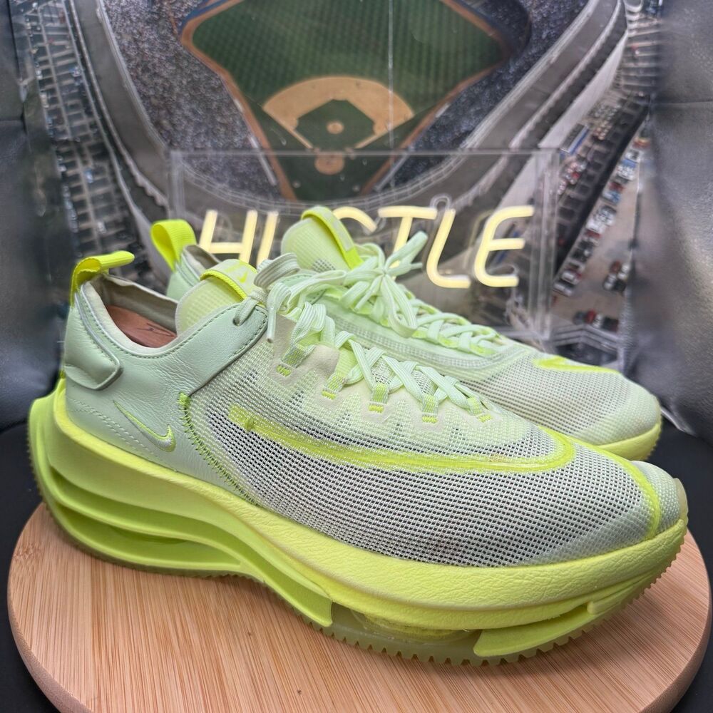 Nike Women’s Zoom Double Stacked Volt/Barely Volt Running Shoe Size 10.5